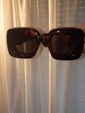 Authentic Loewe Inflated Acetate Square Sunglasses (Model LW40098I